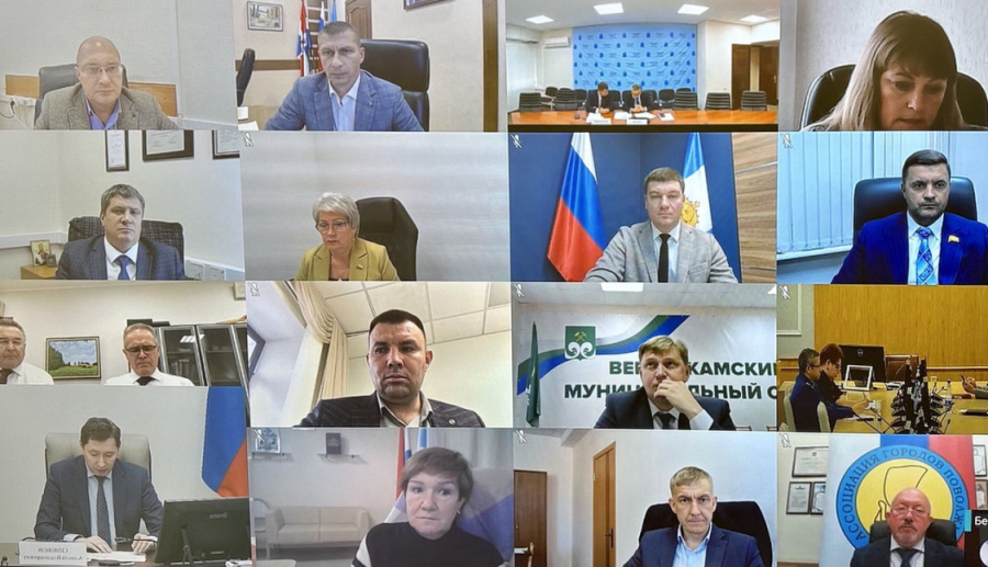 На заседании рабочей группы Окружного консультативного совета обсудили развитие МСУ в регионах ПФО На заседании рабочей группы Окружного консультативного совета обсудили развитие МСУ в регионах ПФО