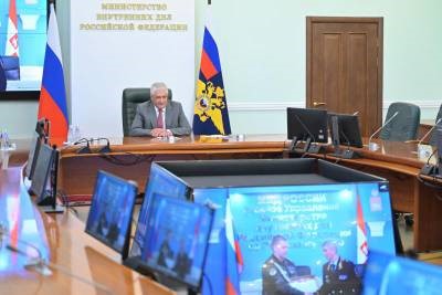 Владимир Колокольцев наградил юных граждан за содействие полиции в предотвращении и раскрытии преступлений. В их числе пермяк Константин Гусев