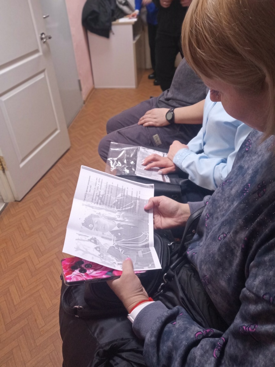 В рамках укрепления сотрудничества между правоохранительными органами и службой занятости населения, полицейские Александровского муниципального округа приняли участие в "Ярмарке вакансий" В рамках укрепления сотрудничества между правоохранительными органами и службой занятости населения, полицейские Александровского муниципального округа приняли участие в "Ярмарке вакансий"